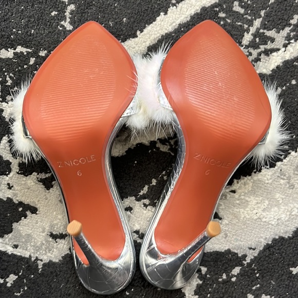 Metallic silver mink fur mule shoes π₯π₯π₯ - Picture 5 of 5